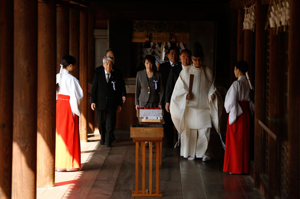 日本146名国会议员参拜靖国神社