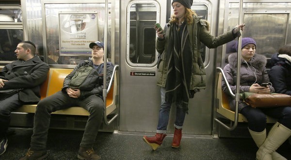 牛津在线词典新增千条俚语 manspreading、Grexit等入选