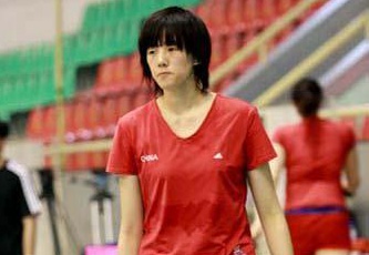 28岁女排前国手霍萱去世 师妹朱婷深夜发微博哀悼