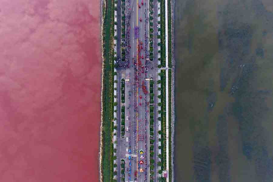 2016我们这一年：外国人镜头里的中国！